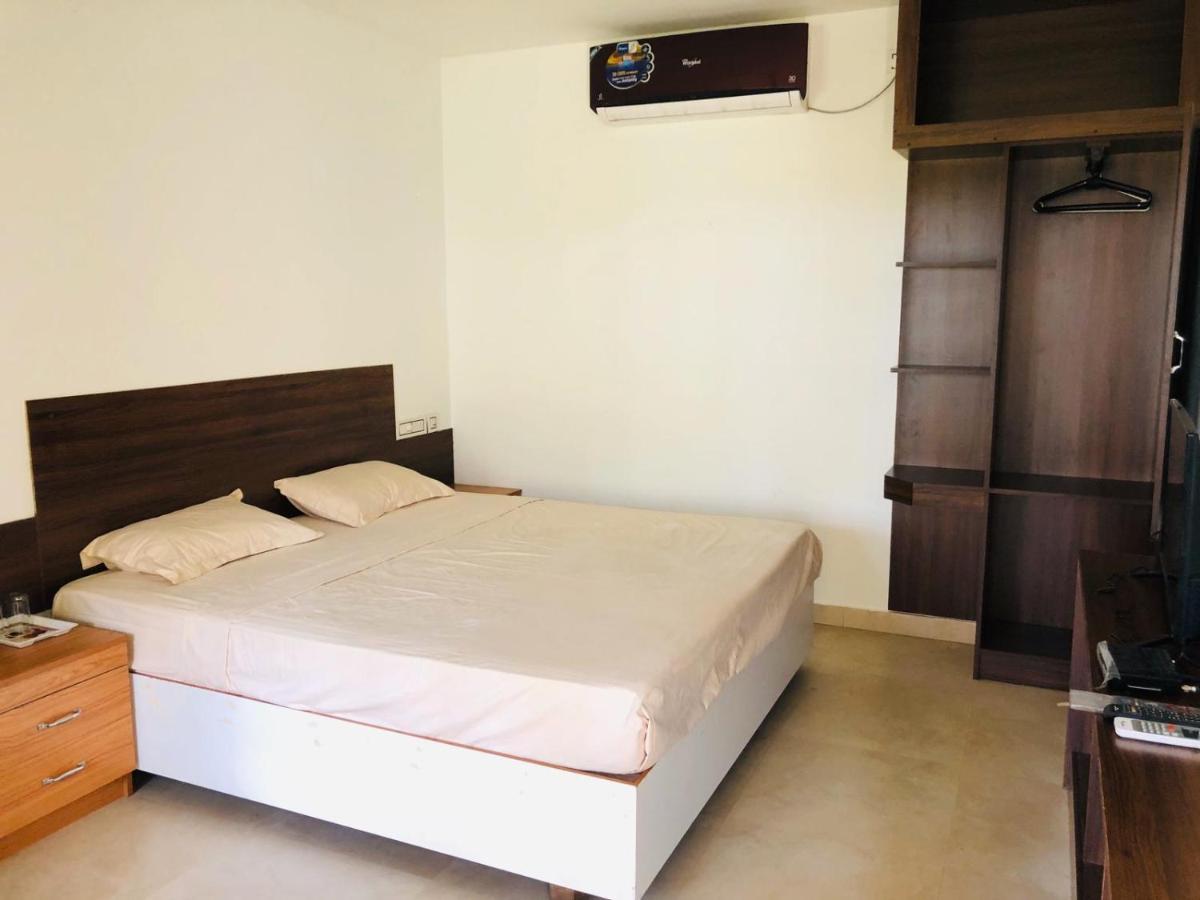 Cherai Natural Beach Otel Cherai Beach Dış mekan fotoğraf